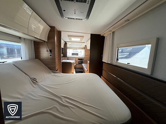 Adria Alpina 663 HT 12 of 18