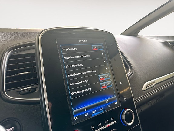 Renault Grand Scenic I 22 of 26