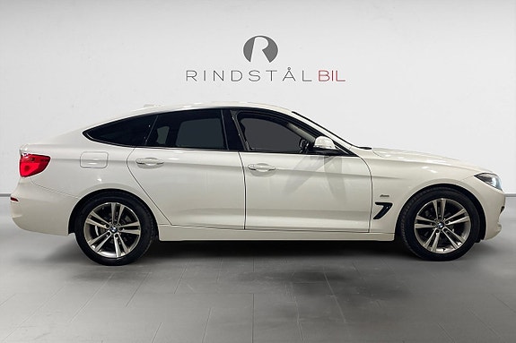 BMW 320 8 of 17