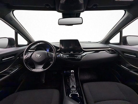 Toyota C-HR 11 of 30