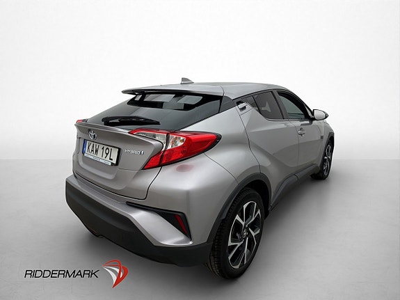 Toyota C-HR 8 of 30