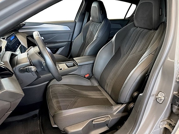 Peugeot e-308 4 of 19