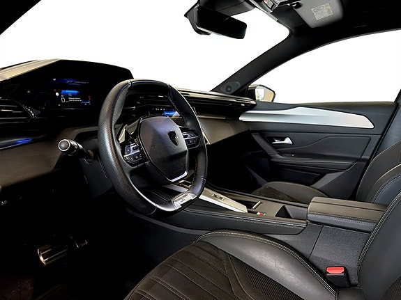 Peugeot e-308 5 of 19