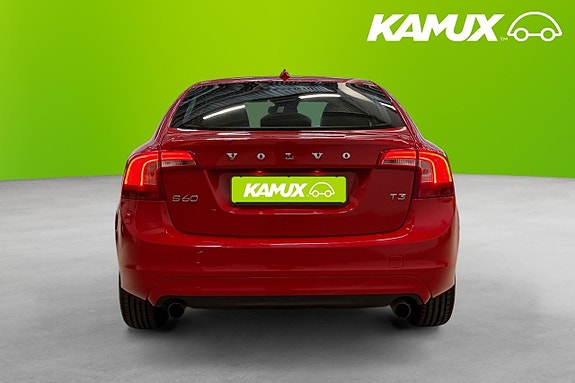 Volvo S60 5 of 5