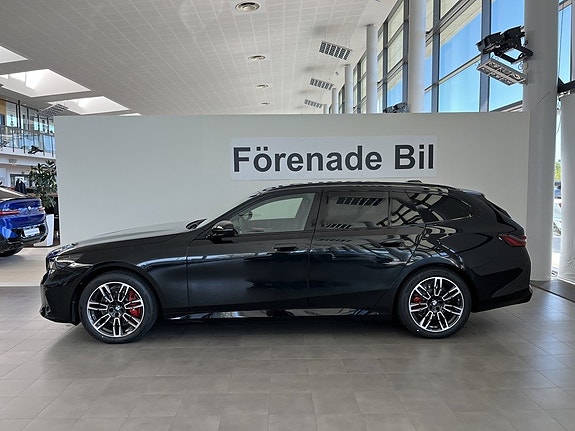 BMW i5 3 of 16