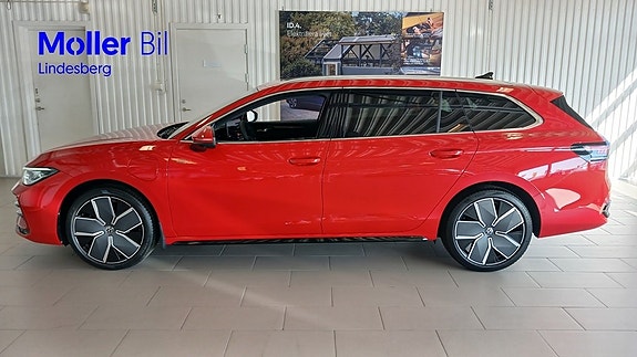 Volkswagen Passat 5 of 27