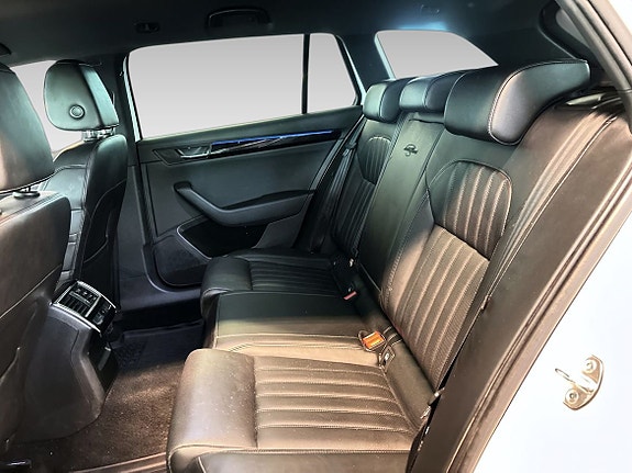 Skoda Superb 10 of 18