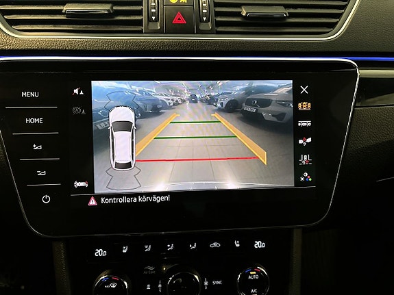Skoda Superb 15 of 18