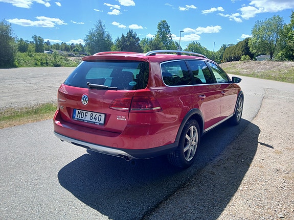 Volkswagen Passat Alltrack 5 of 5