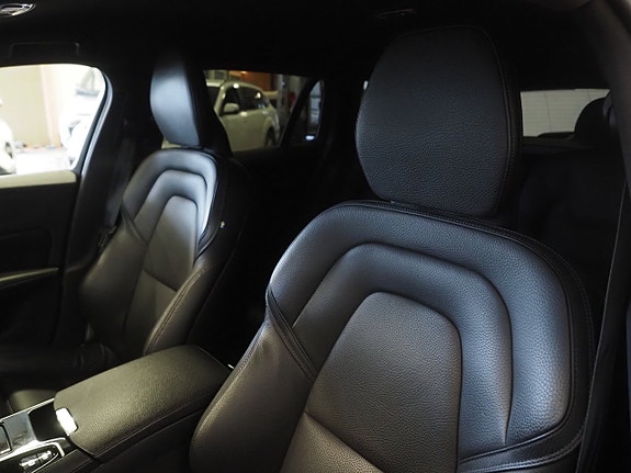 Volvo V60 19 of 25