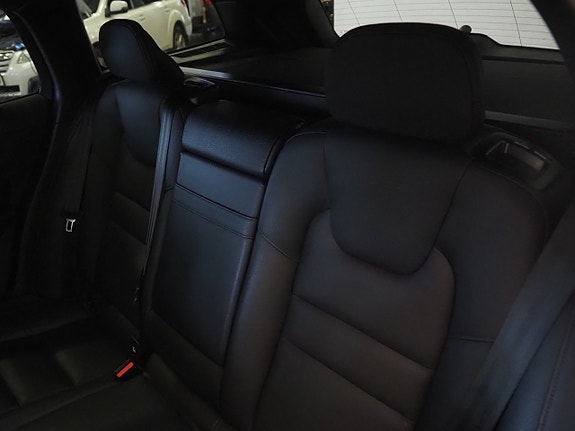 Volvo V60 18 of 25