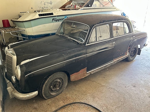 Mercedes-Benz W180