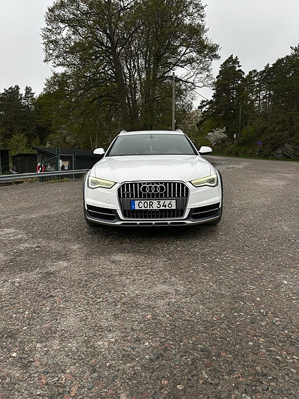 Audi A6 allroad 2 of 5