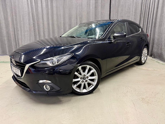 Mazda 3 2 of 5