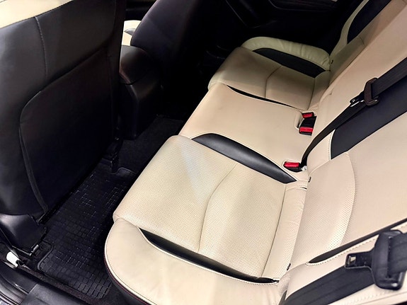 Mazda 3 15 of 17