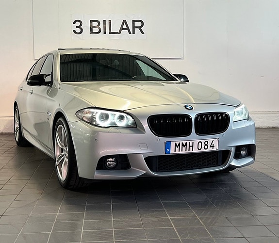 BMW 530d 2 of 5