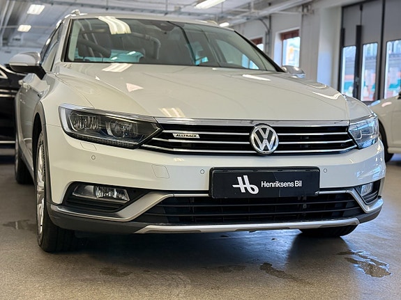 Volkswagen Passat Alltrack 7 of 16