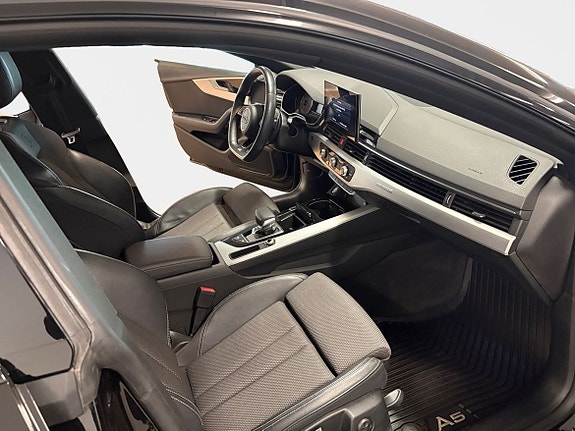Audi A5 15 of 17