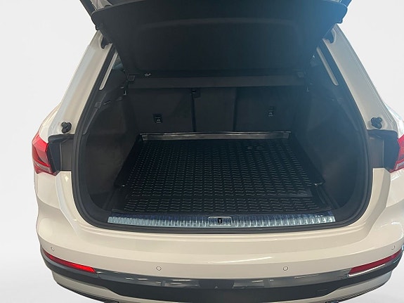 Audi Q3 15 of 15