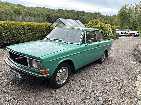 Volvo 142