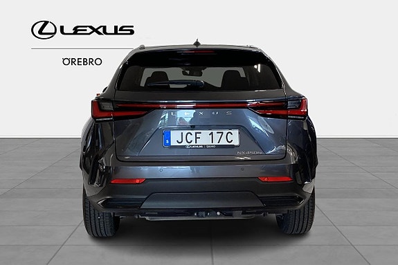 Lexus NX450h+ 5 of 10