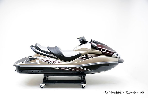 Kawasaki Ultra 300 LX -11
