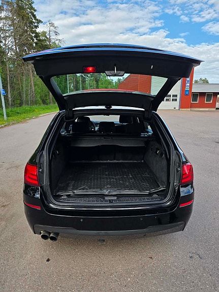 BMW 520d 5 of 5