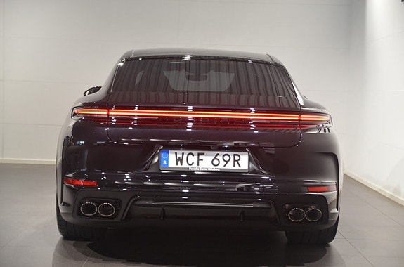 Porsche Panamera 4S 7 of 24