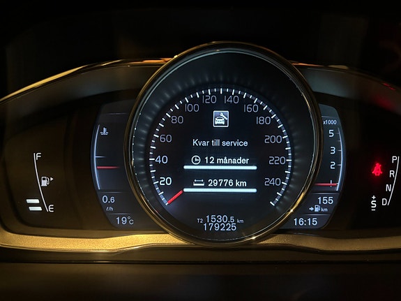 Volvo XC60 12 of 26