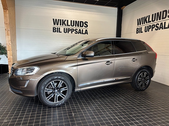 Volvo XC60 2 of 26