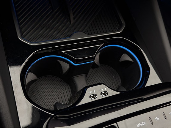 BMW i5 19 of 30