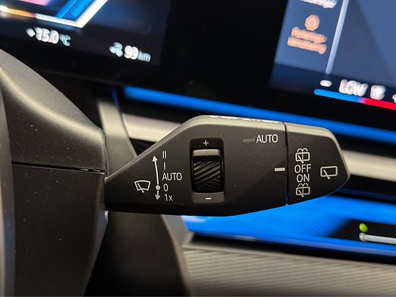 BMW i5 28 of 30