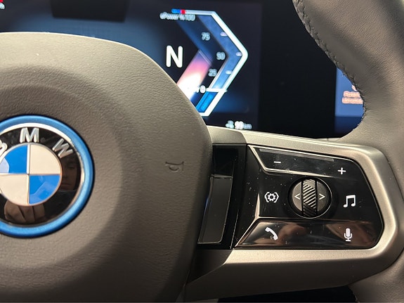 BMW i5 27 of 30
