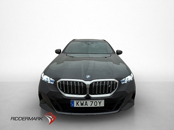 BMW i5 3 of 30