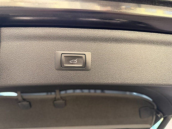 Audi Q3 19 of 19
