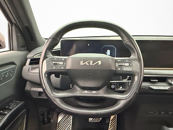 Kia EV9 16 of 30