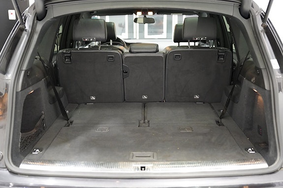 Audi Q7 25 of 26