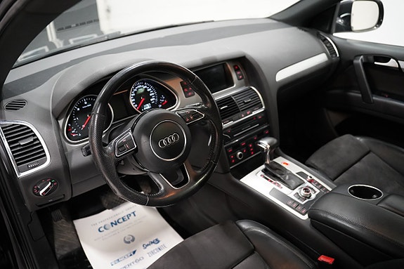 Audi Q7 7 of 26