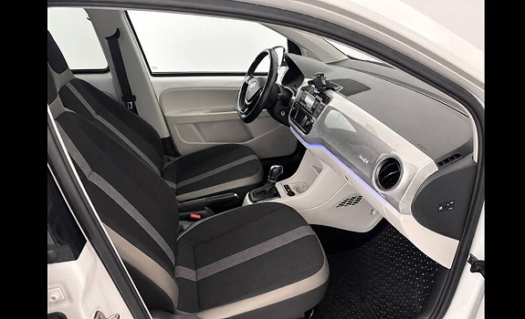 Volkswagen e-Up! 4 of 5