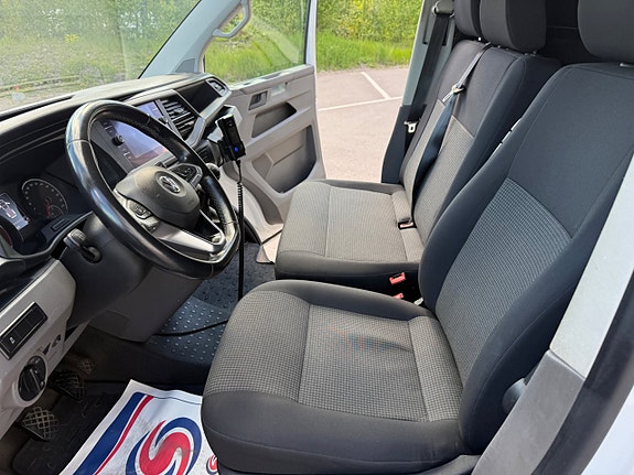 Volkswagen Transporter 9 of 14