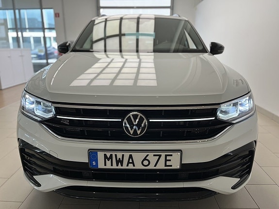 Volkswagen Tiguan Allspace 3 of 5