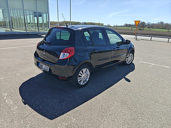 Renault Clio 3 of 5