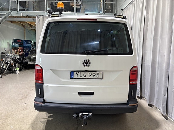 Volkswagen Transporter 4 of 5