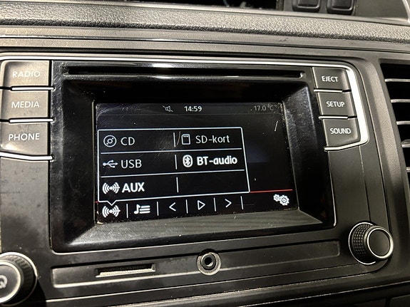 Volkswagen Transporter 17 of 27