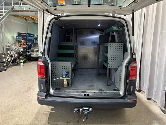 Volkswagen Transporter 20 of 27