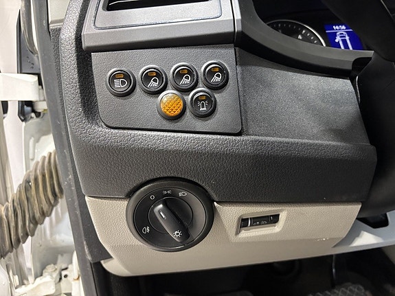 Volkswagen Transporter 24 of 27