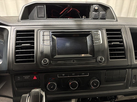 Volkswagen Transporter 15 of 27