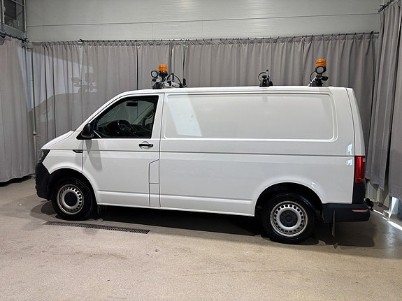 Volkswagen Transporter 2 of 5