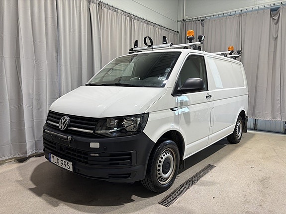 Volkswagen Transporter 8 of 27