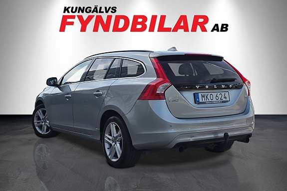 Volvo V60 2 of 6